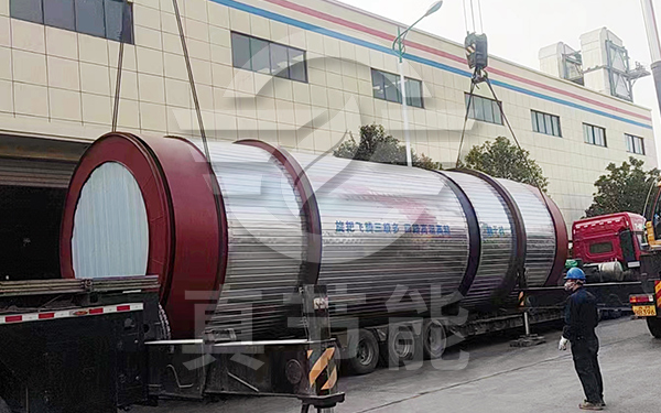 工業(yè)污泥干燥機吊裝現(xiàn)場 工業(yè)污泥干燥機吊裝現(xiàn)場